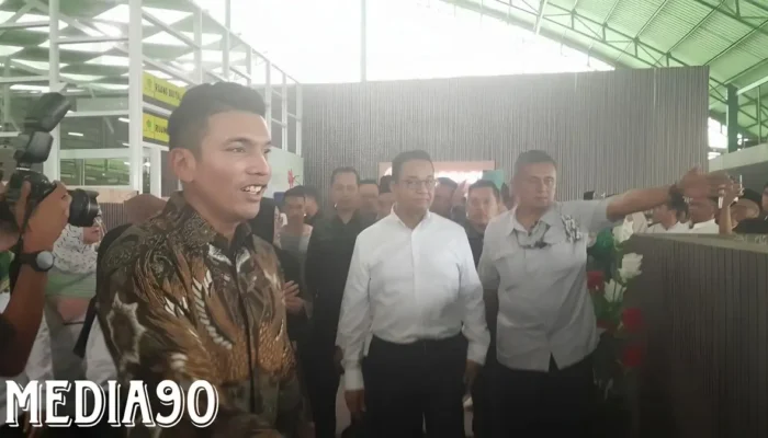 Menyusuri Kekayaan Perpustakaan Universitas Malahayati: Capres Anies Baswedan Terpesona oleh Fasilitas Unggul dan Koleksi Buku yang Mengagumkan