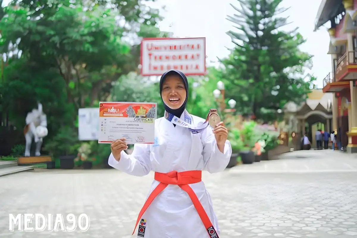 Keren, Mahasiswi Universitas Teknokrat Indonesia Raih Juara 2 Internasional Karate International Championship 2023