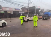Darurat Banjir: Ratusan Motor Terdampar di Jalan Simpang Pusri Pringsewu Akibat Hujan Lebat