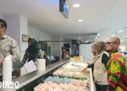 Optimalkan Pengawasan Pangan pada Perayaan Nataru: Pemkot Metro Gencarkan Monitoring di Supermarket