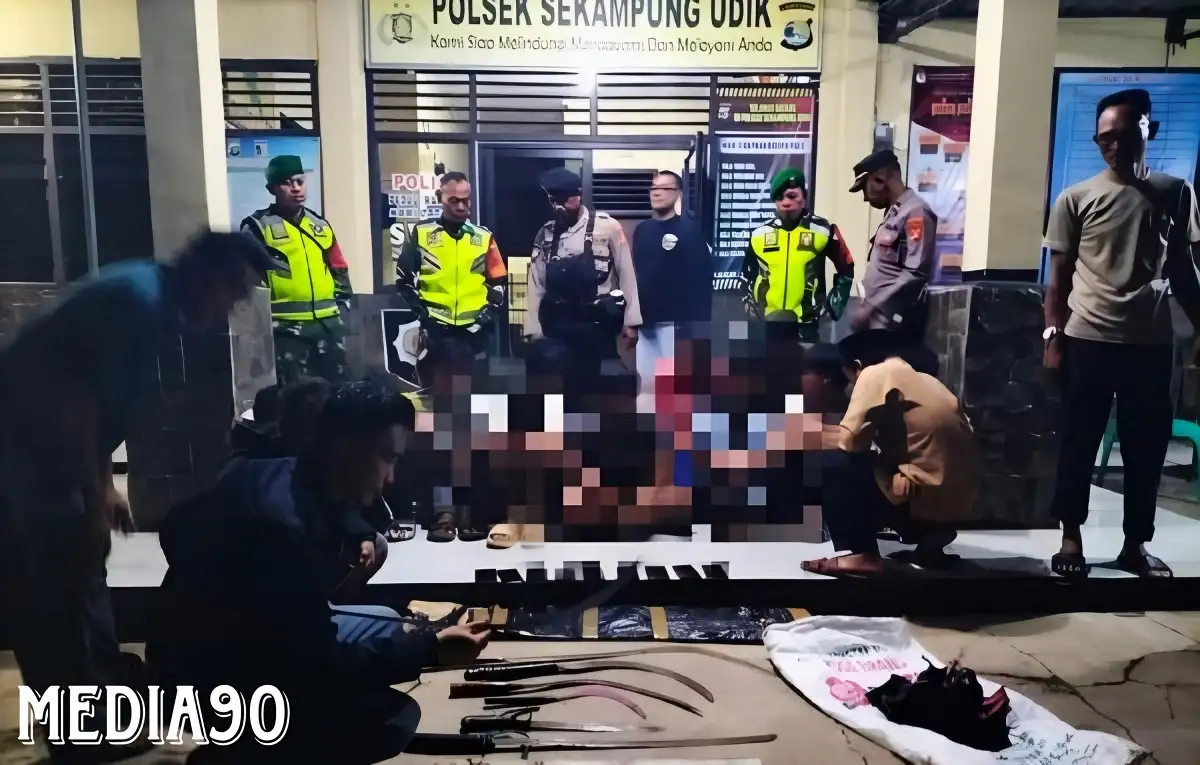 Polri dan TNI Gagalkan Tawuran di Sekampung Udik Lampung Timur, Belasan Pelajar SMP dan Senjata Tajam Diamankan