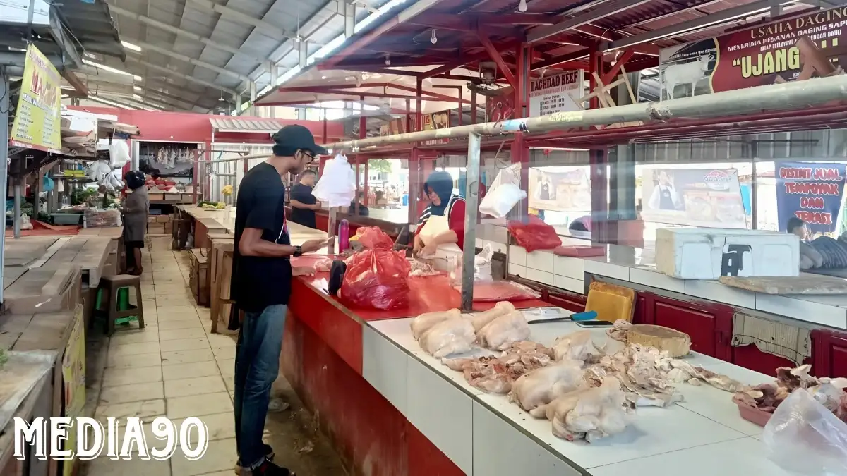 Sepekan Jelang Nataru, Harga Daging Ayam di Bandar Lampung Turut Alami Kenaikan