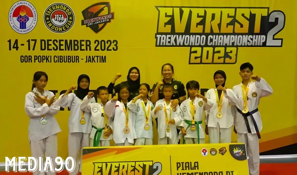 Siswi SMPN 2 Bandar Lampung Raih Medali Emas Taekwondo Championship Everest Kemenpora di Jakarta