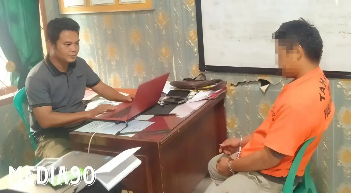 Tikam Teman Pakai Badik hingga Luka Serius di Ketapang Lampung Selatan, Pria ini Pasrah Digiring Masuk Sel Polisi