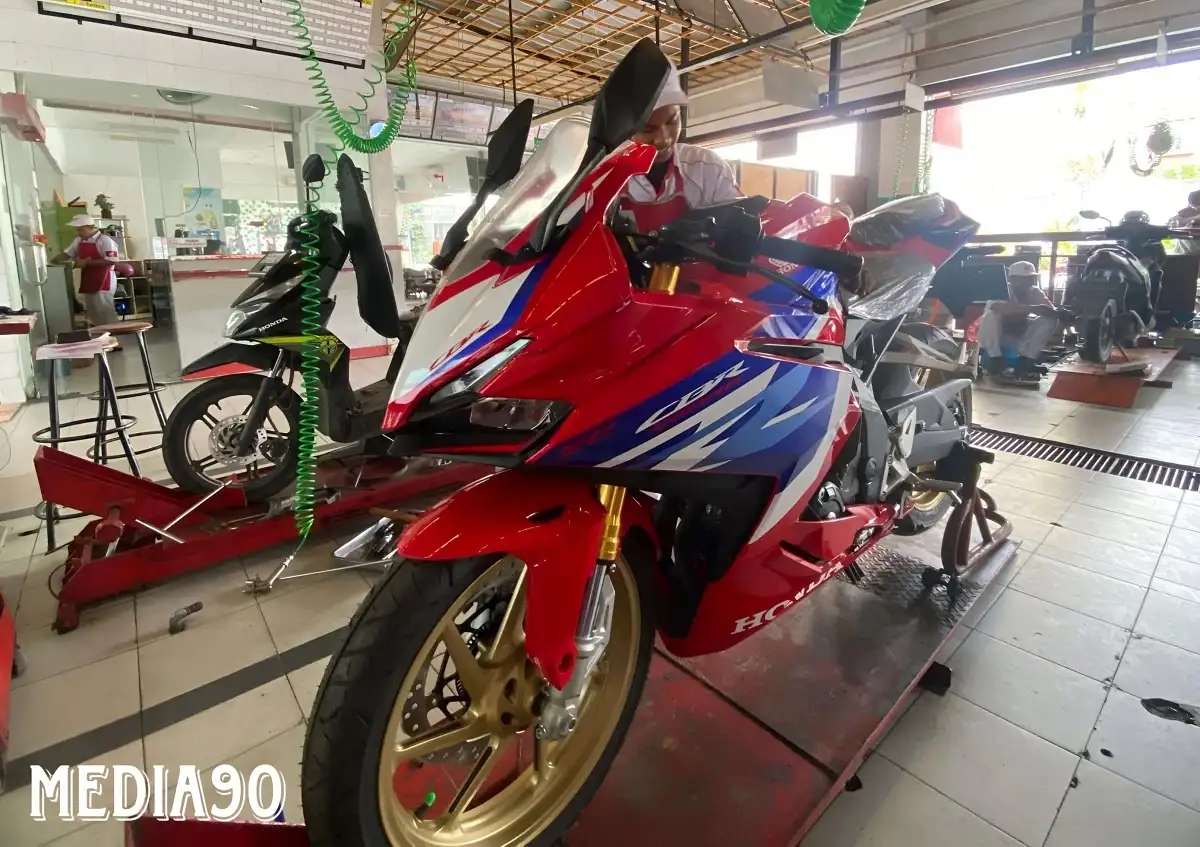 Tips Jitu Menghadapi Macet untuk Motor Kopling Saat di Jalan