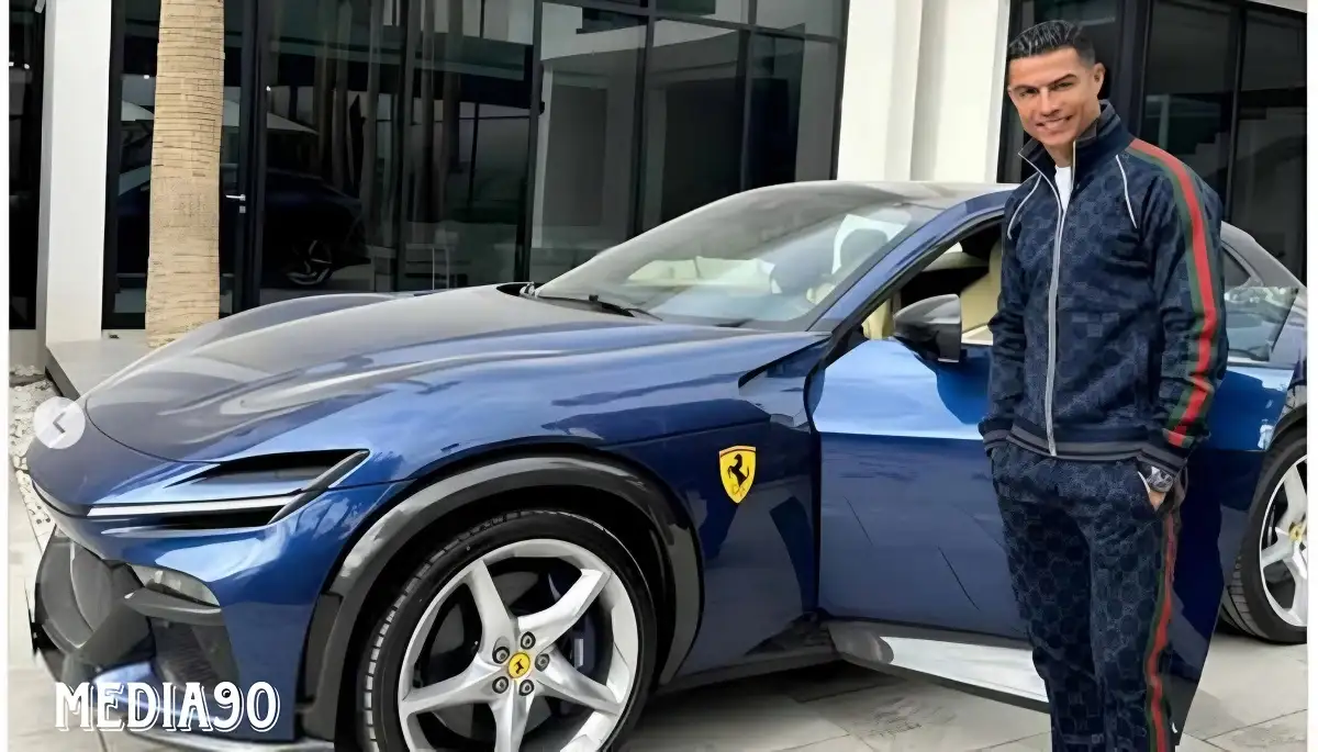 Beli Ferrari Lagi, Cristiano Ronaldo Sampai Lupa Jumlah Mobilnya