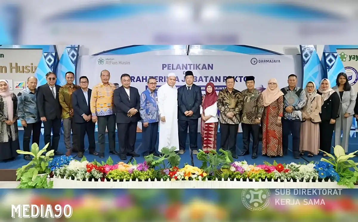 Direktur Polinela Prof. Sarono Hadiri Pelantikan Rektor IIB Darmajaya