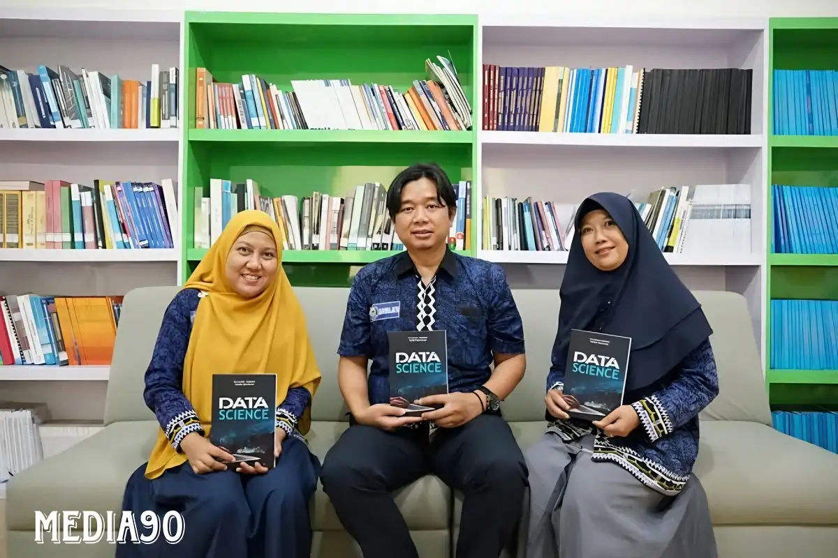 Dosen Darmajaya Terbitkan Buku Data Science sebagai Penunjang Prodi Sains Data