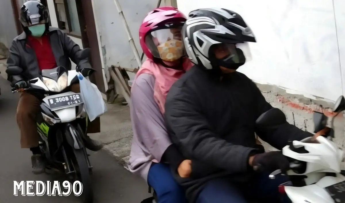 Ingin Aman Berkendara di Jalan Sempit, Yuk Ikuti Lima Tips Aman dari Astra Motor Natar ini
