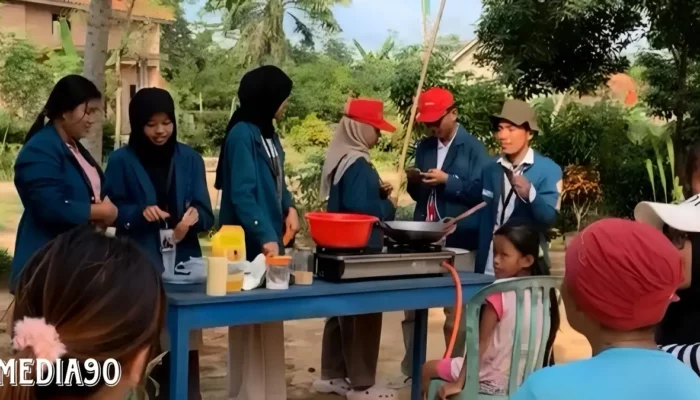 Mahasiswa Unila Berinovasi: Keripik Pelepah Pisang, Hasil Kreativitas KKN di Way Serdang Mesuji