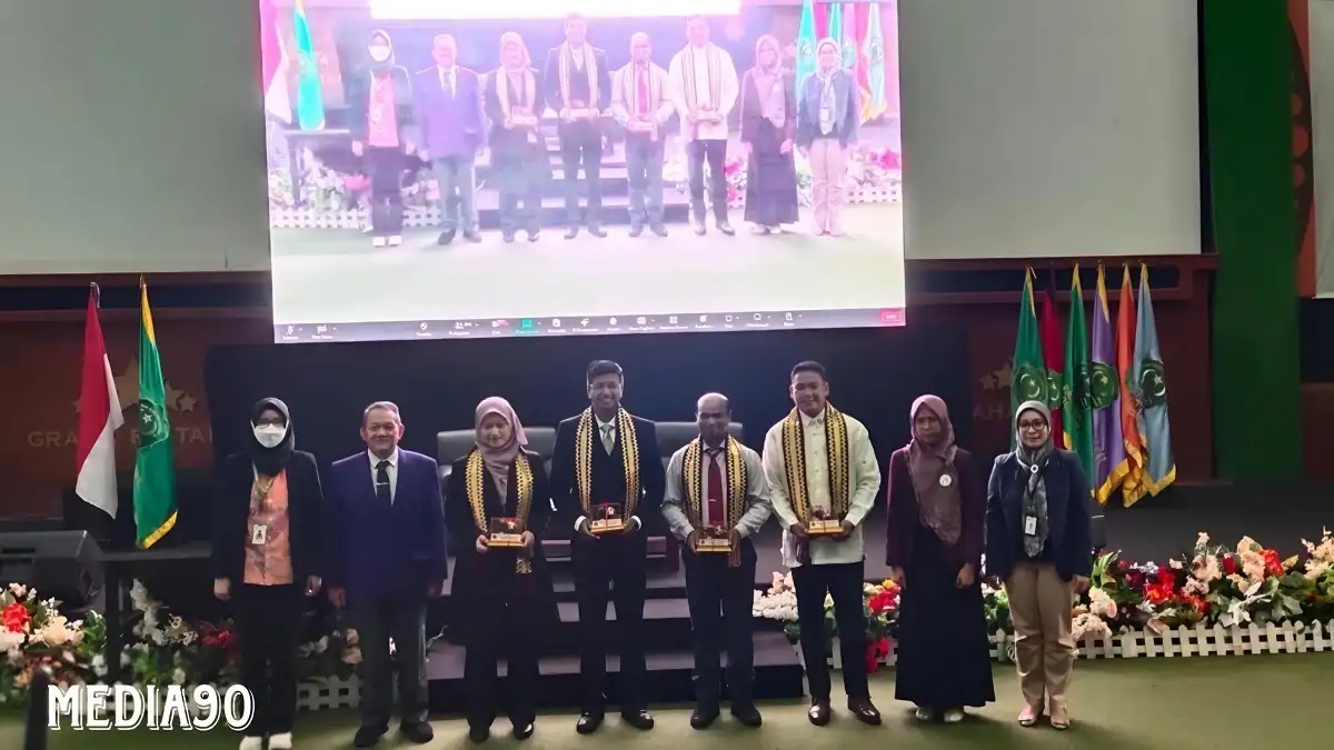 Konferensi Internasional ICOPHMEDS, Universitas Malahayati Bahas Peran AI Dalam Pelayanan Kesehatan
