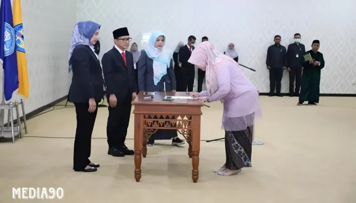 Proses Pelantikan Rektor Unila Mengukuhkan Lima Pejabat Wakil Dekan dan Kepala UPT TIK Baru, Inilah Daftar Nama Mereka