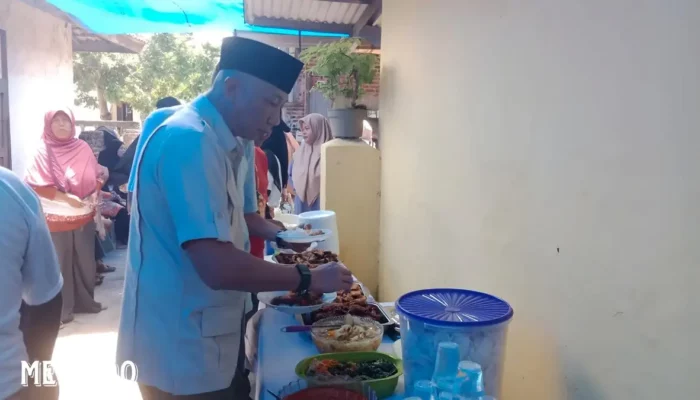 Masyarakat Sidodadi, Bandar Lampung Nikmati Kelezatan Makan Siang Gratis dari Relawan Prabu