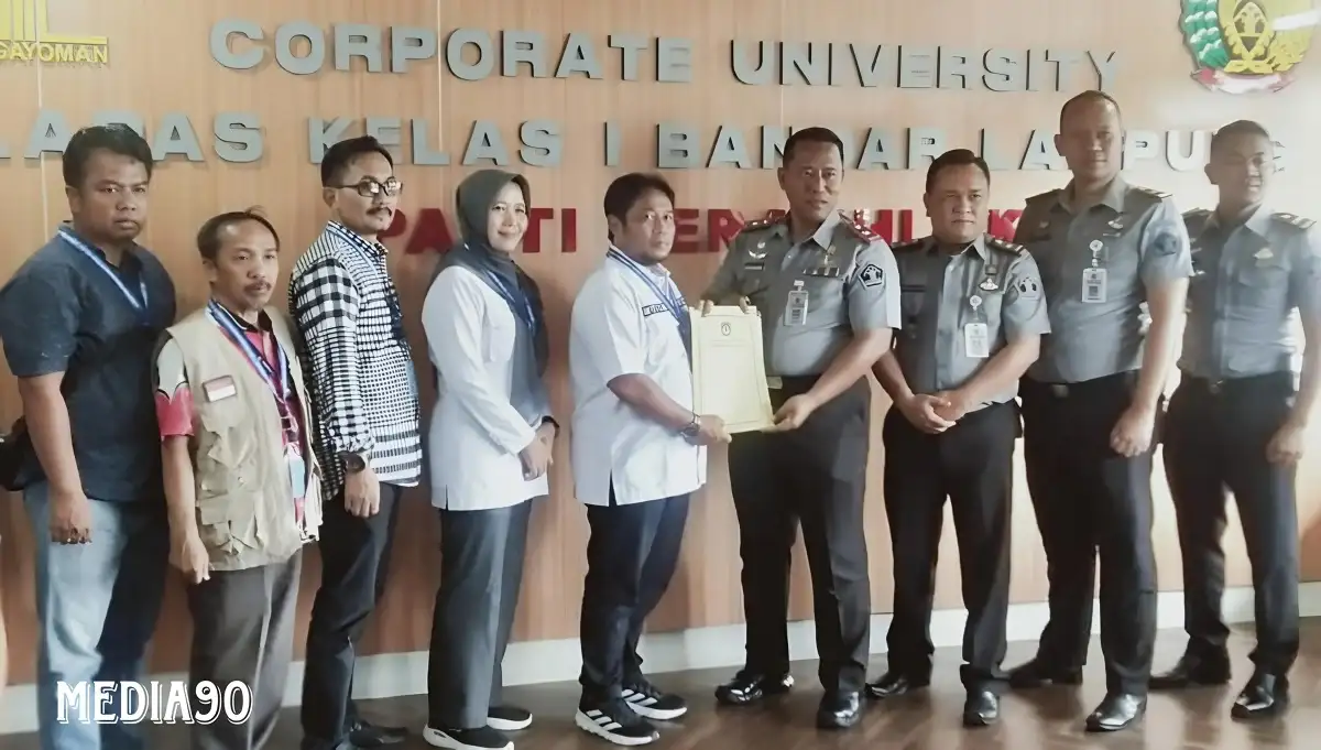 Ada 773 Pemilih Tetap, KPU Bandar Lampung Distribusikan 15 Kotak Logistik Pemilu ke Lapas Rajabasa