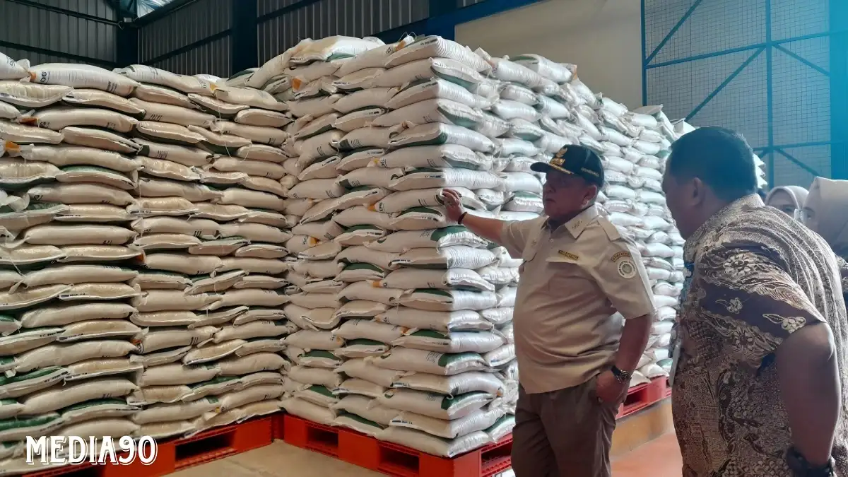 Beras Langka, KPPU Temukan Produsen Hentikan Suplai ke Ritel Moderen di Lampung