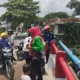 Cari Rongsok, Pria ini Temukan Jasad Bayi di Bawah Jembatan Urip Sumoharjo Bandar Lampung