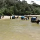 Jangkau Pedalaman, Gerobak Sapi Jadi Alat Distribusi Logistik Pemilu 2024 di Pesisir Barat