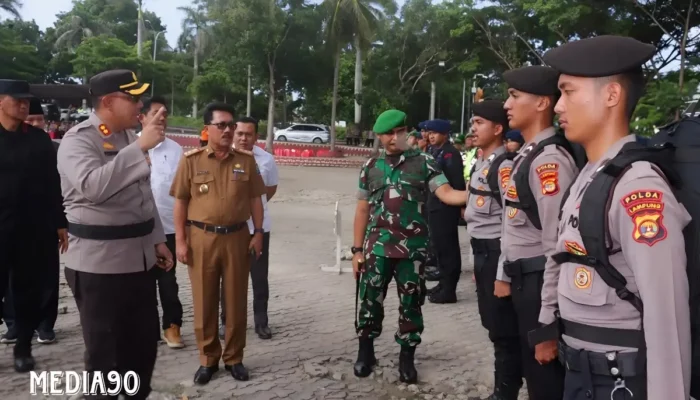 Ini Pesan Bupati Nanang Ermanto saat 865 Personil Polri Kawal Pemungutan Suara Pemilu di Lampung Selatan