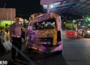 Tragedi di Pelabuhan Bakauheni: Rem Bermasalah, 9 Kendaraan Tabrakan Beruntun, Satu Korban Tewas
