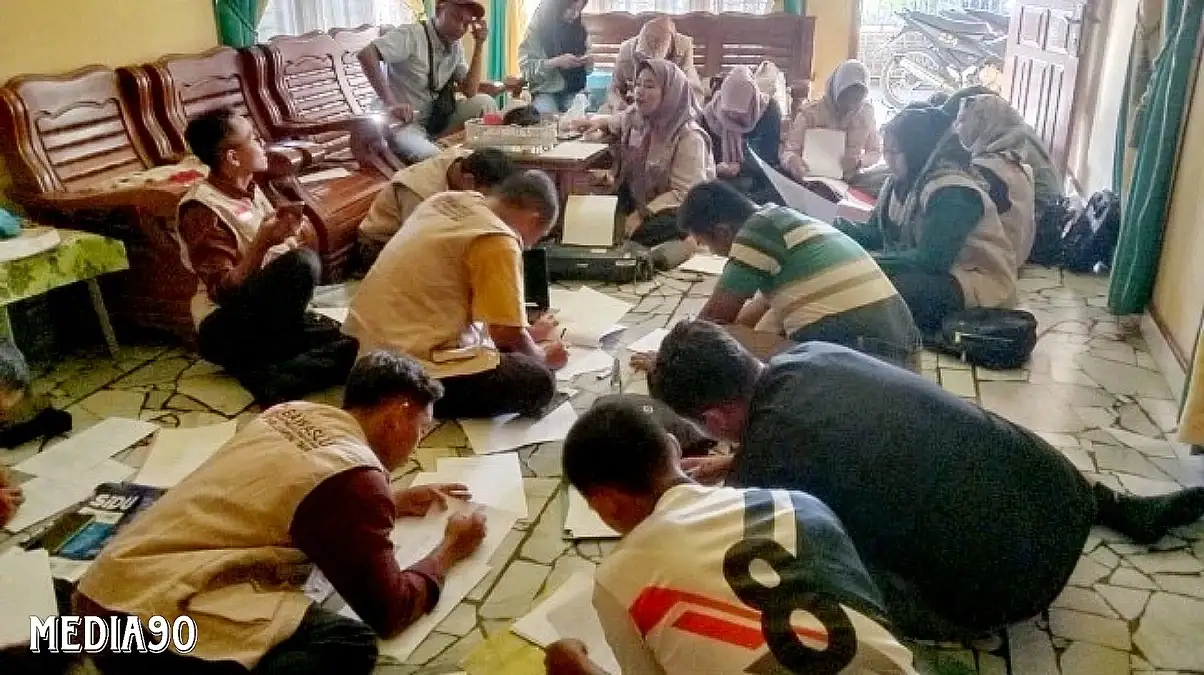 Tak Tidur Tiga Hari Hitung Suara, Ratusan PTPS Lampung Timur Kecewa Honor tak Dibayar Panwascam