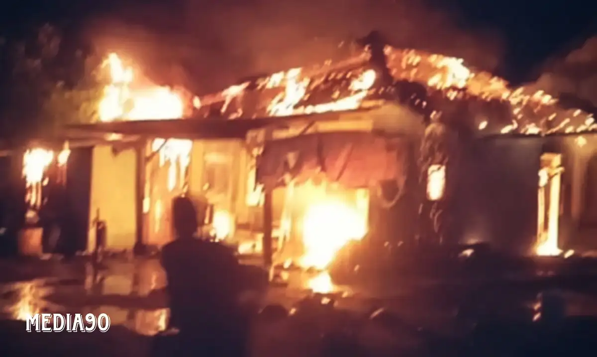 Diduga Korsleting Listrik, Bengkel Tambal Ban di Panaragan Jaya Tulangbawang Barat Ludes Terbakar, Kerugian Ratusan Juta