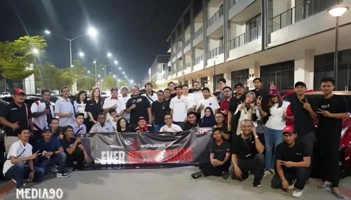 Enthusiast GR Banggakan Garage GR Mereka di Hadapan Komunitas Mobil Toyota