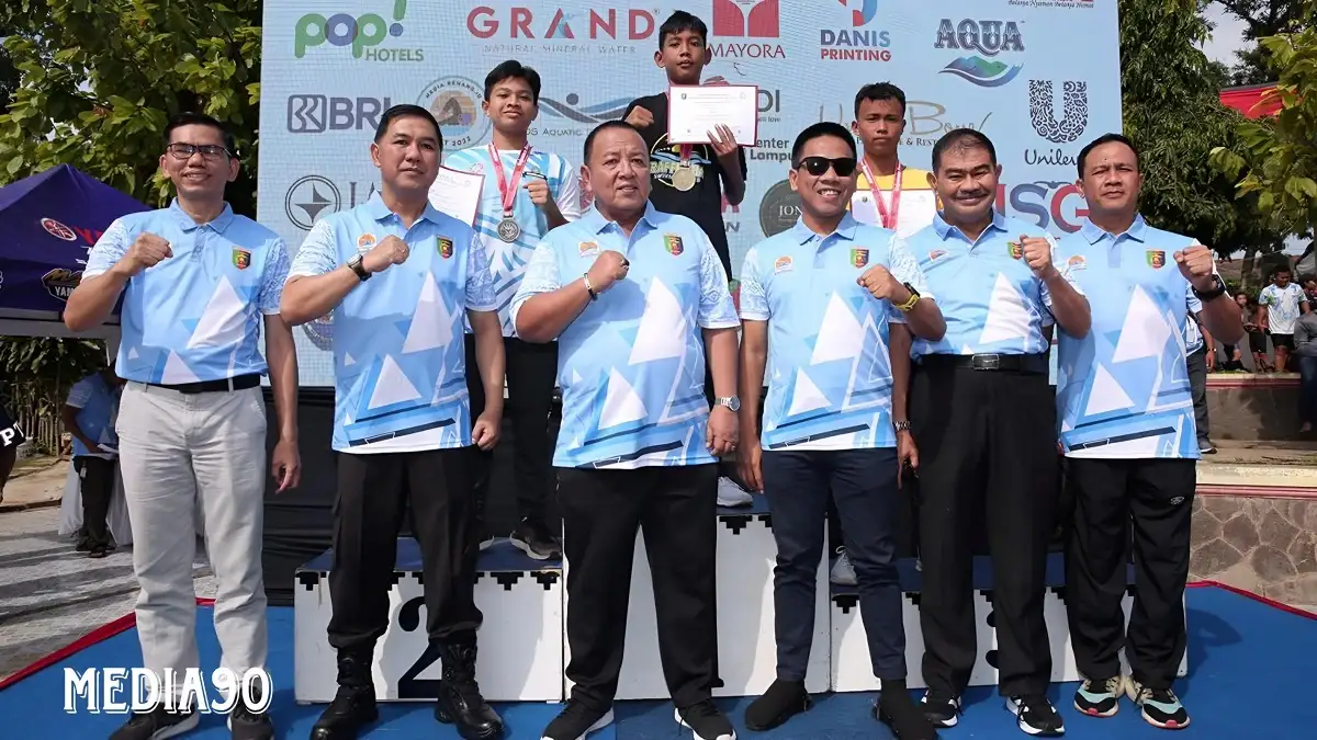 Gubernur Arinal Buka Kejuaraan Renang Fun Swimming se- Sumatera Rebutkan Piala Gubernur