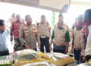 Kapolres Tulang Bawang Konfirmasi: Stok Beras dan Sembako Aman di Gudang Bulog dan Pasar Unit 2, Harga Stabil
