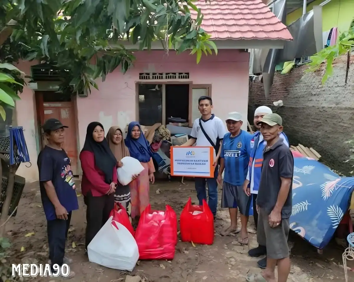 IKA Darmajaya – DT Peduli Salurkan Bantuan Banjir ke Warga Bandar Lampung