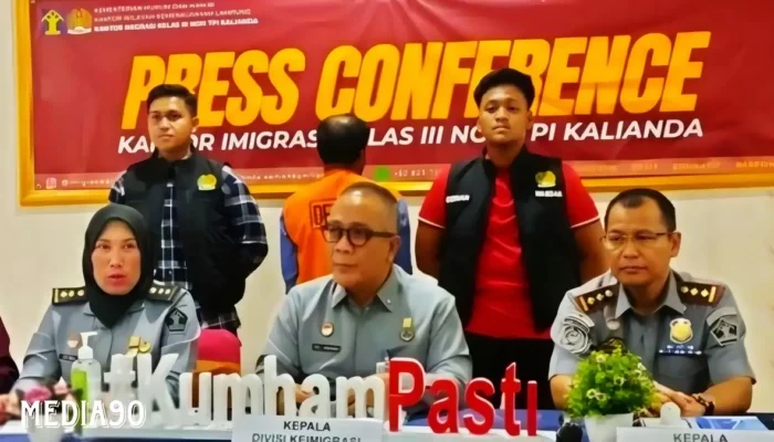 Penangkapan Warga Bangladesh Tanpa Izin Tinggal saat Bekerja sebagai Penjaga Sapi di Sekampung Lampung Timur