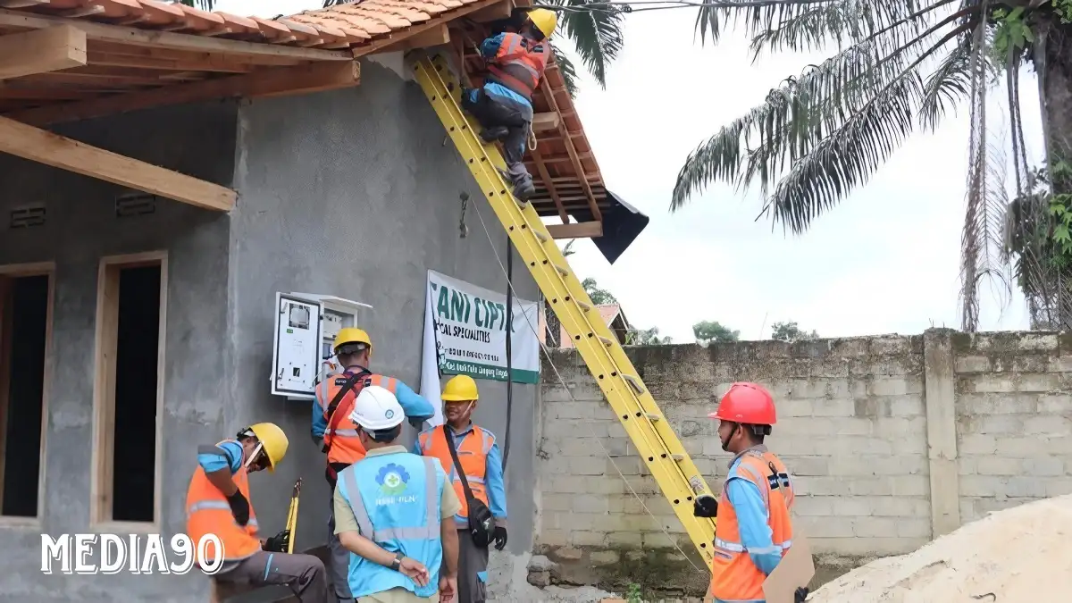 Lewat Degensetisasi, PLN Pasang Listrik Industri Pupuk Organik di Lampung Tengah