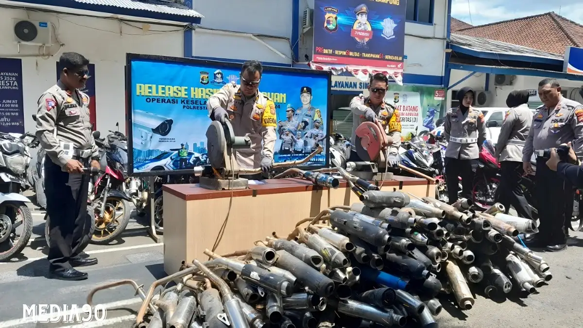 Operasi Keselamatan, Polresta Bandar Lampung Tilang 2.693 Pengendara, Ratusan Knalpot Brong Dimusnahkan
