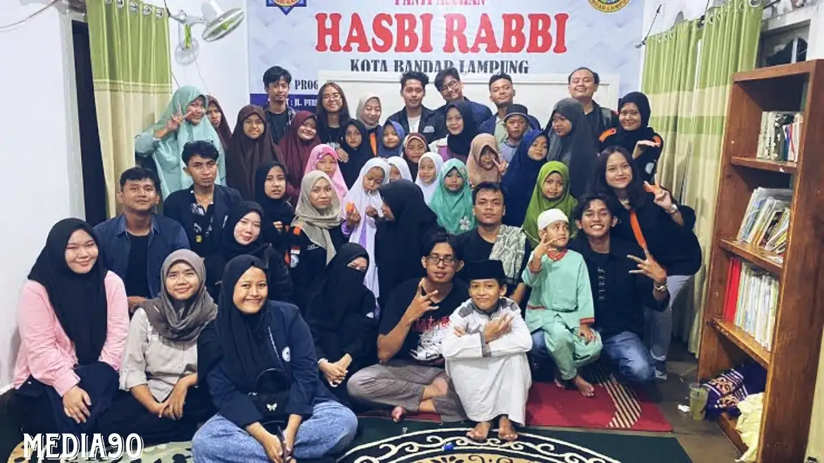 Peduli Anak-Anak Panti Asuhan, Yayasan Alfian Husin Bagikan Ratusan Nasi Kotak