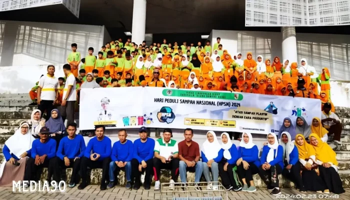 Pemkab Tubaba Gelar Aksi Bersih-Bersih Pasar Pulung Kencana untuk Peringati Hari Peduli Sampah Nasional 2024