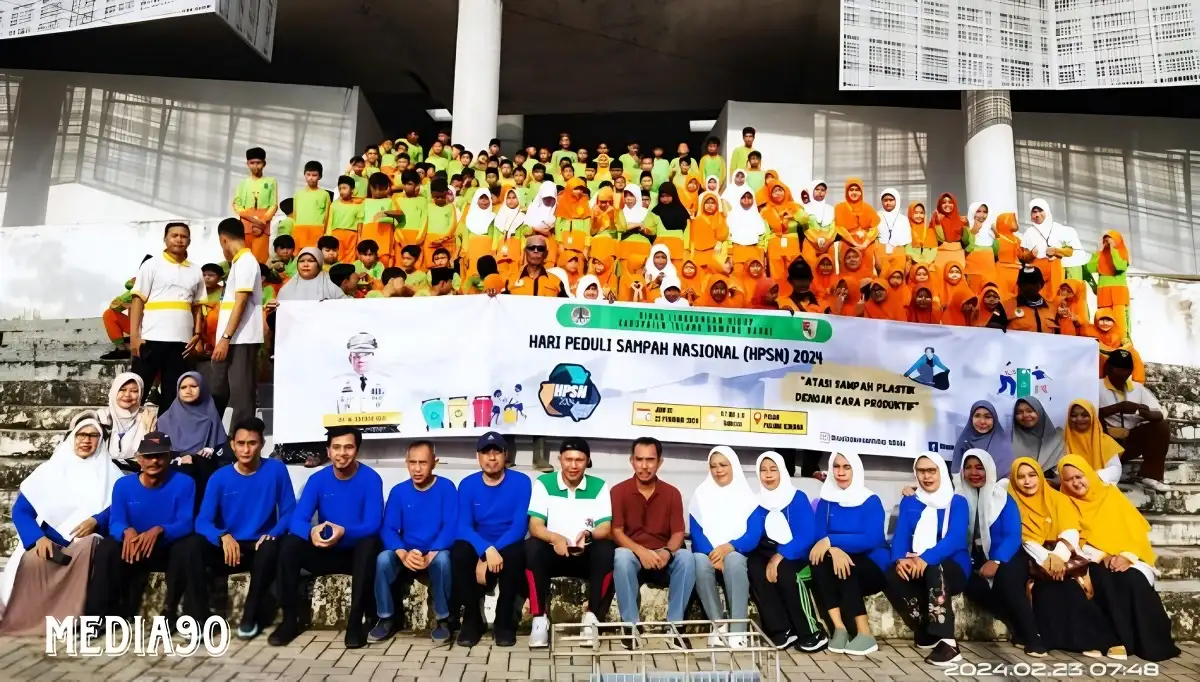 Peringati Hari Peduli Sampah Nasional 2024, Pemkab Tubaba Gelar Aksi Bersih-Bersih di Pasar Pulung Kencana