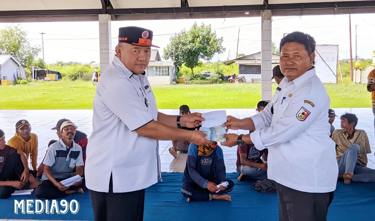 Ratusan Rumah Rusak Diterjang Angin Puting Beliung di Bumi Dipasena Agung, BPBD Tulang Bawang Salurkan Bantuan