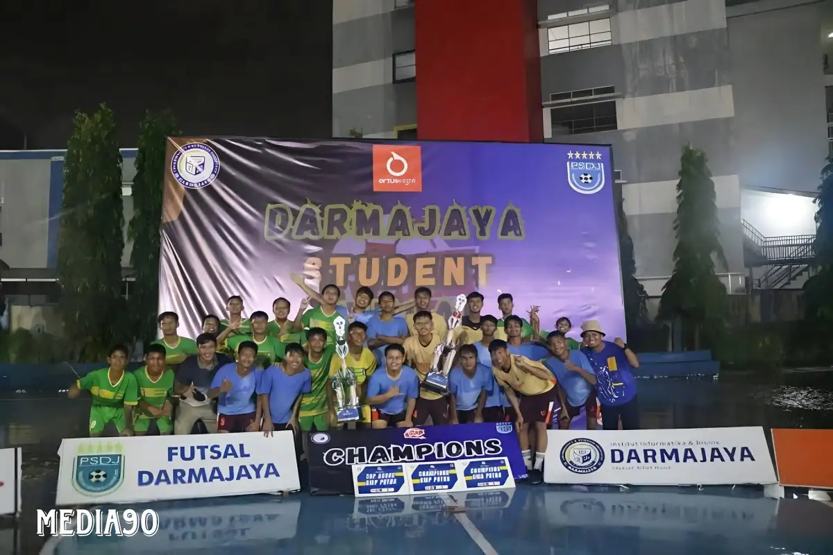 SMP dan SMA Tri Sukses Kampiun Darmajaya Student Futsal Tournament 2024