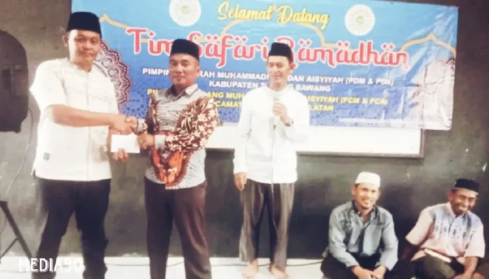 Bantuan Muhammadiyah Tulang Bawang untuk Korban Angin Puting Beliung di Rawajitu Selatan Selama Safari Ramadan