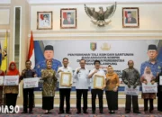 Pelepasan Kepala Bapenda dan Kepala Balitbangda oleh Sekdaprov saat Memasuki Masa Pensiun