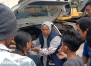 Berbagi Berkah Ramadan: Yayasan Alfian Husin-IIB Darmajaya Sajikan Takjil dan Nasi Kotak untuk Kaum Dhuafa