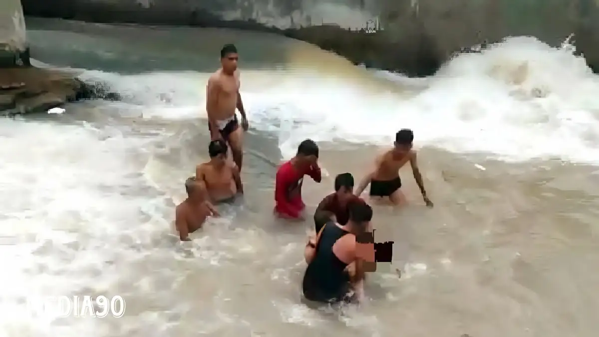 Terpeleset dan Jatuh ke Bendungan Sungai Way Mincang Pardasuka Pringsewu, Bocah Kelas Dua SD Tewas