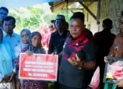 Melalui CSR dan Geserbu, Bupati Nanang Salurkan Dana Bedah Rumah kepada Empat Warga Natar