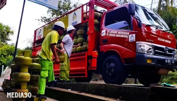Kesulitan Emak-Emak di Lampung Timur: Stok Gas Elpiji 3 Kg Menipis, Persiapan Lebaran Terhambat