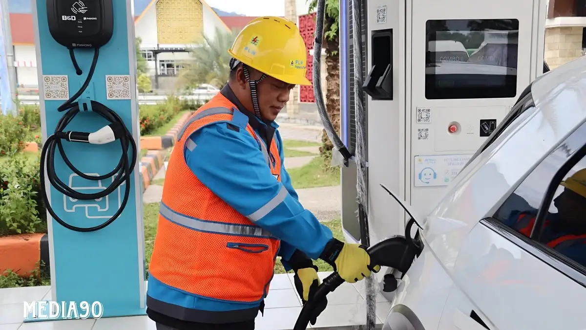Jamin Mobil Listrik Pemudik Aman, PLN Siagakan 25 Unit Pengisian SPKLU di Tol Lampung