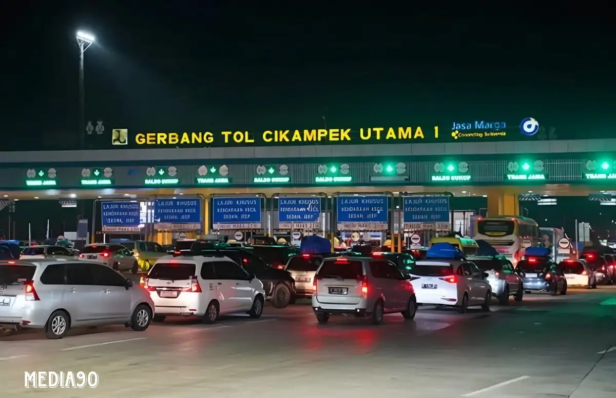 Kenali Tips Mengemudi Malam Hari Saat Arus Balik Lebaran