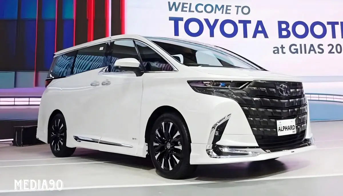Penasaran, Berapa Harga Dan Spesifikasi Mobil Hybrid Toyota Terbaru