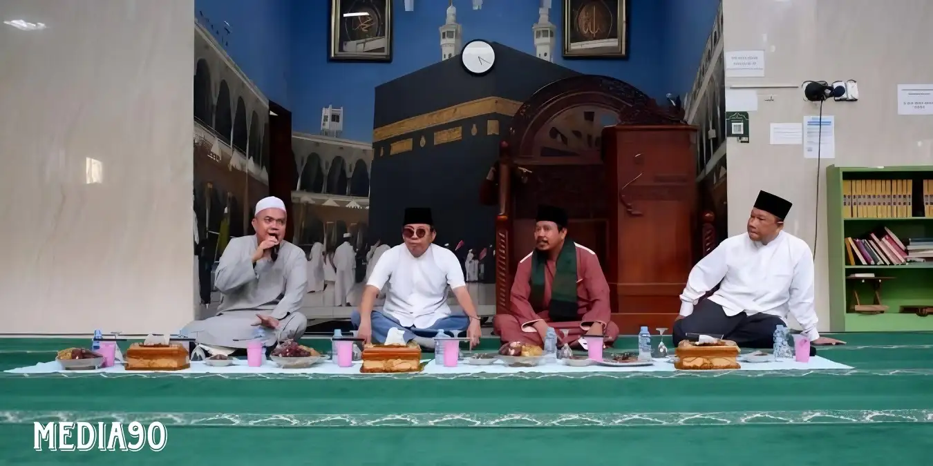 Pimpinan dan Karyawan Yayasan Alfian Husin Gelar Buka Puasa Bersama Hadirkan Ustaz Ismail Soleh