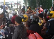 Berbagi Berkah: Polres Lampung Selatan Sediakan Minuman dan Makanan Ringan Gratis untuk Pemudik Bermotor di Bakauheni