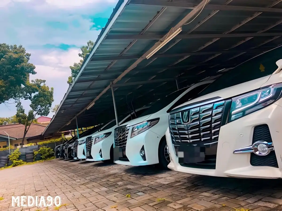 Rekomendasi Rental Mobil Cengkareng Murah dengan Driver dan Lepas Kunci 2 Rekomendasi Rental Mobil Cengkareng Murah