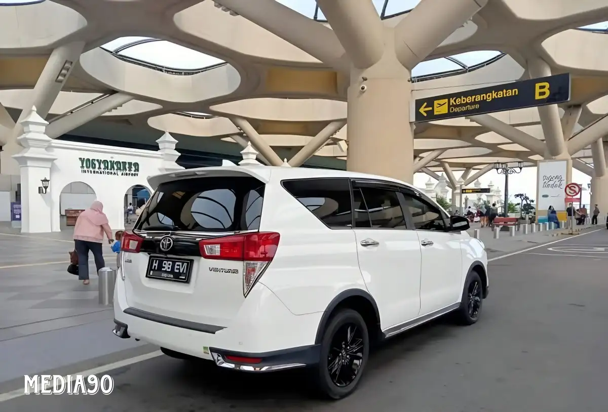 Rekomendasi Rental Mobil Krian Murah dengan Driver dan Lepas Kunci 2 Rekomendasi Rental Mobil Krian Murah